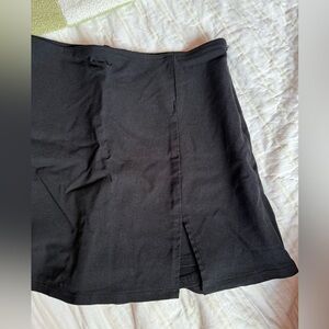 black mini skort